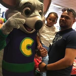 Meet your Posher, Adolfo